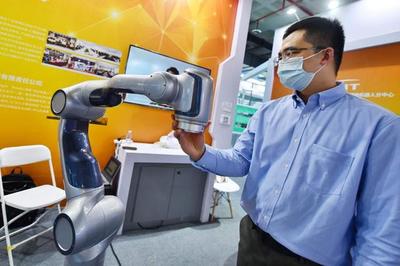 自动驾驶、手术机器人…北京18个创新中心组团亮相科博会