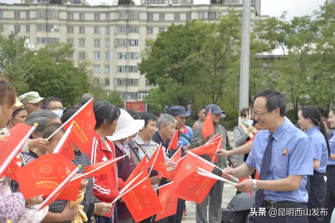 最新紅歌廣場舞變隊形，舞動時代的文化魅力